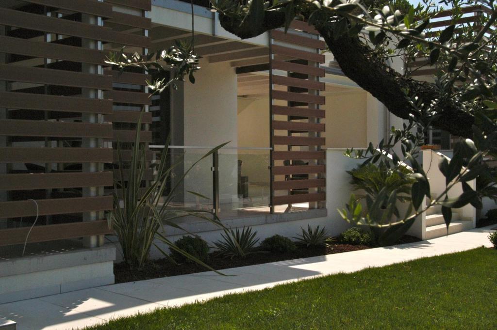 Bio Suites Pacinotti Bardolino Exteriör bild